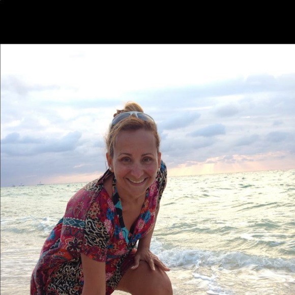 Meet your Posher, Maria - Picture 1 of 1